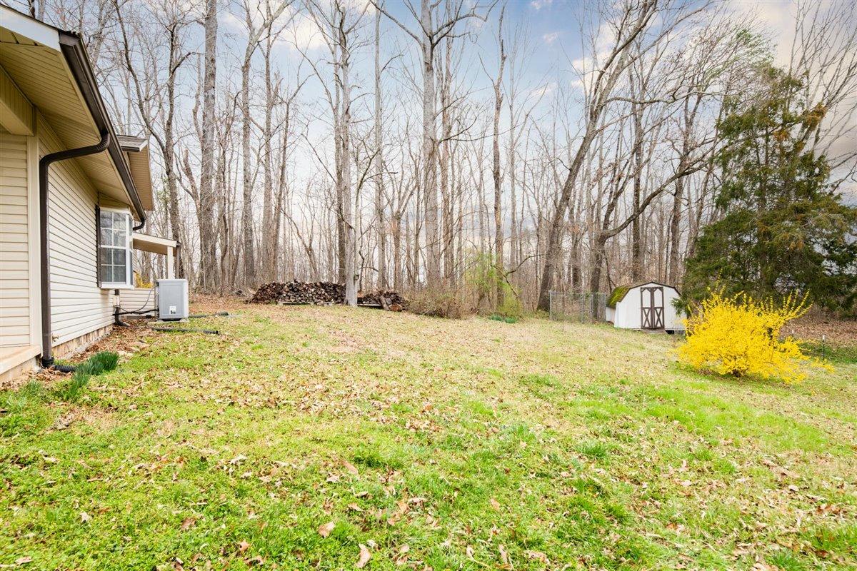 324 Bland Road Clinton, TN 37716 - Photo 31 of 35 32-324-Bland-Rd-Clinton-TN-33