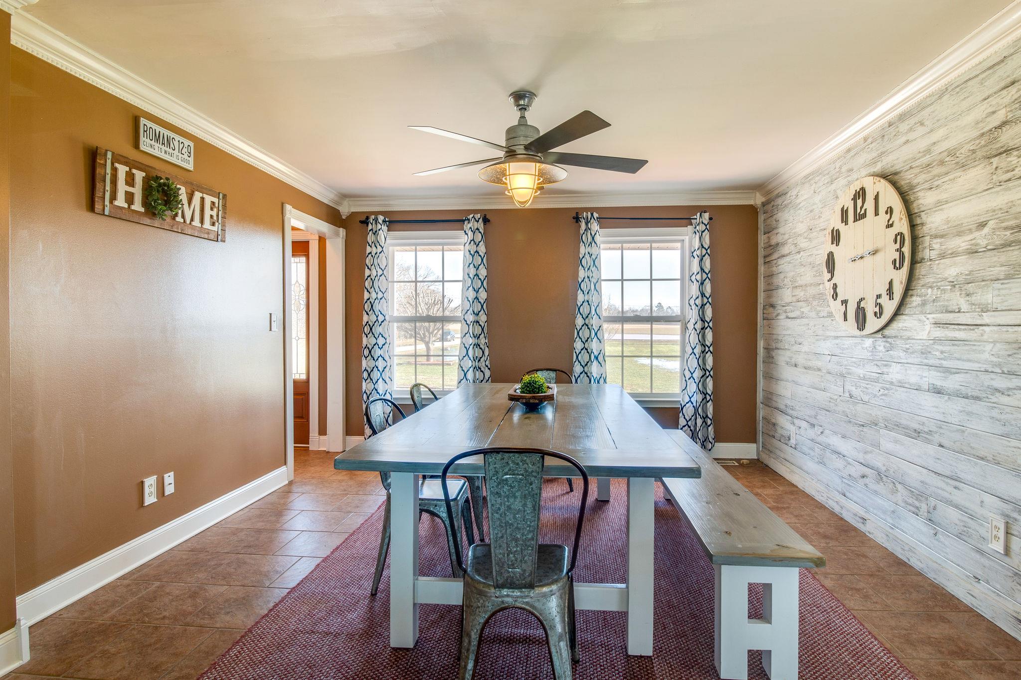3015 Lowry Road Lewisburg, TN 37091 - Photo 8 of 30 Dining room is open for great family entertaining!