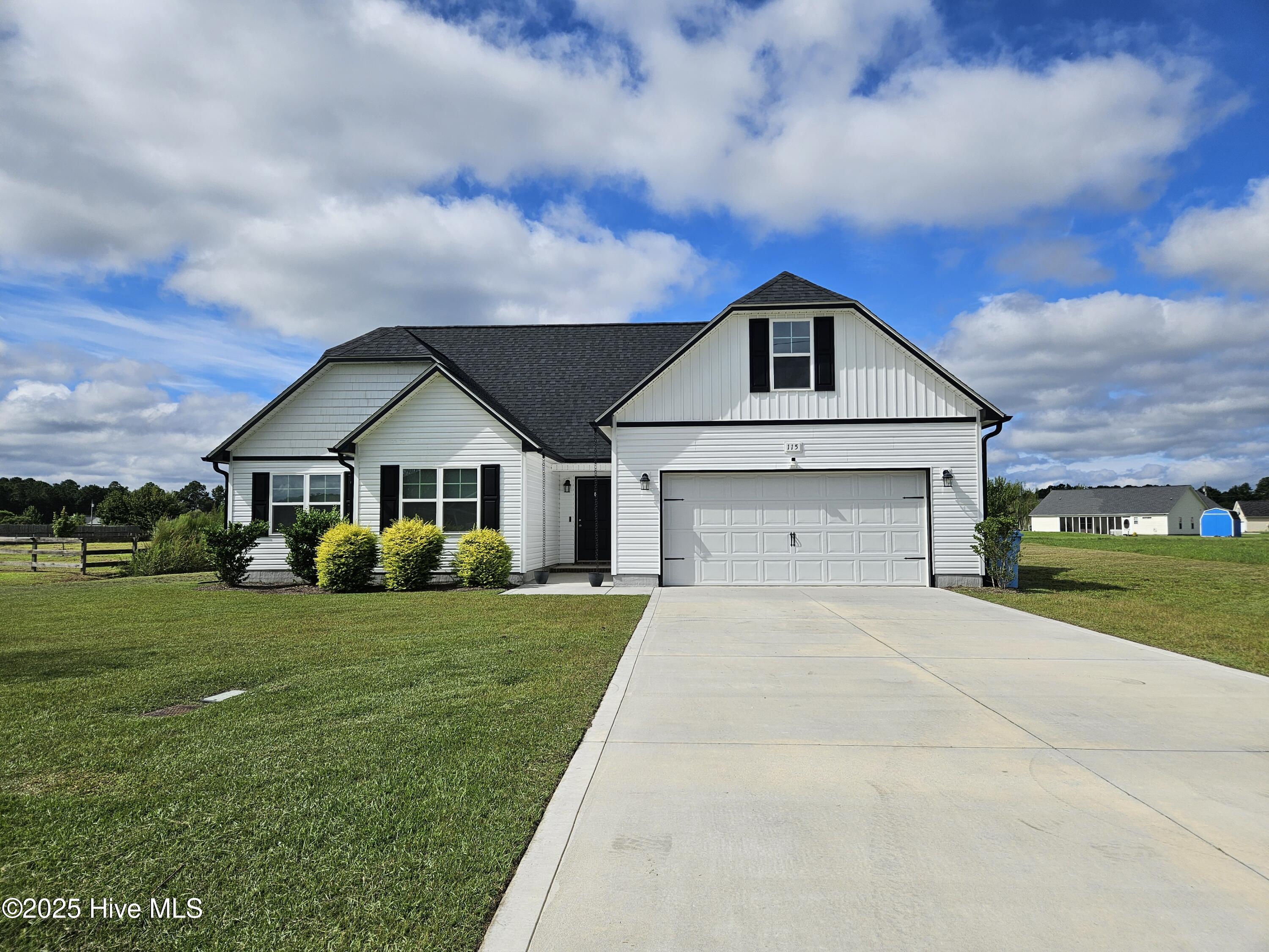 115 Cherry Ridge Court Richlands, NC 28574 - Photo 1 of 41 20250822_104006