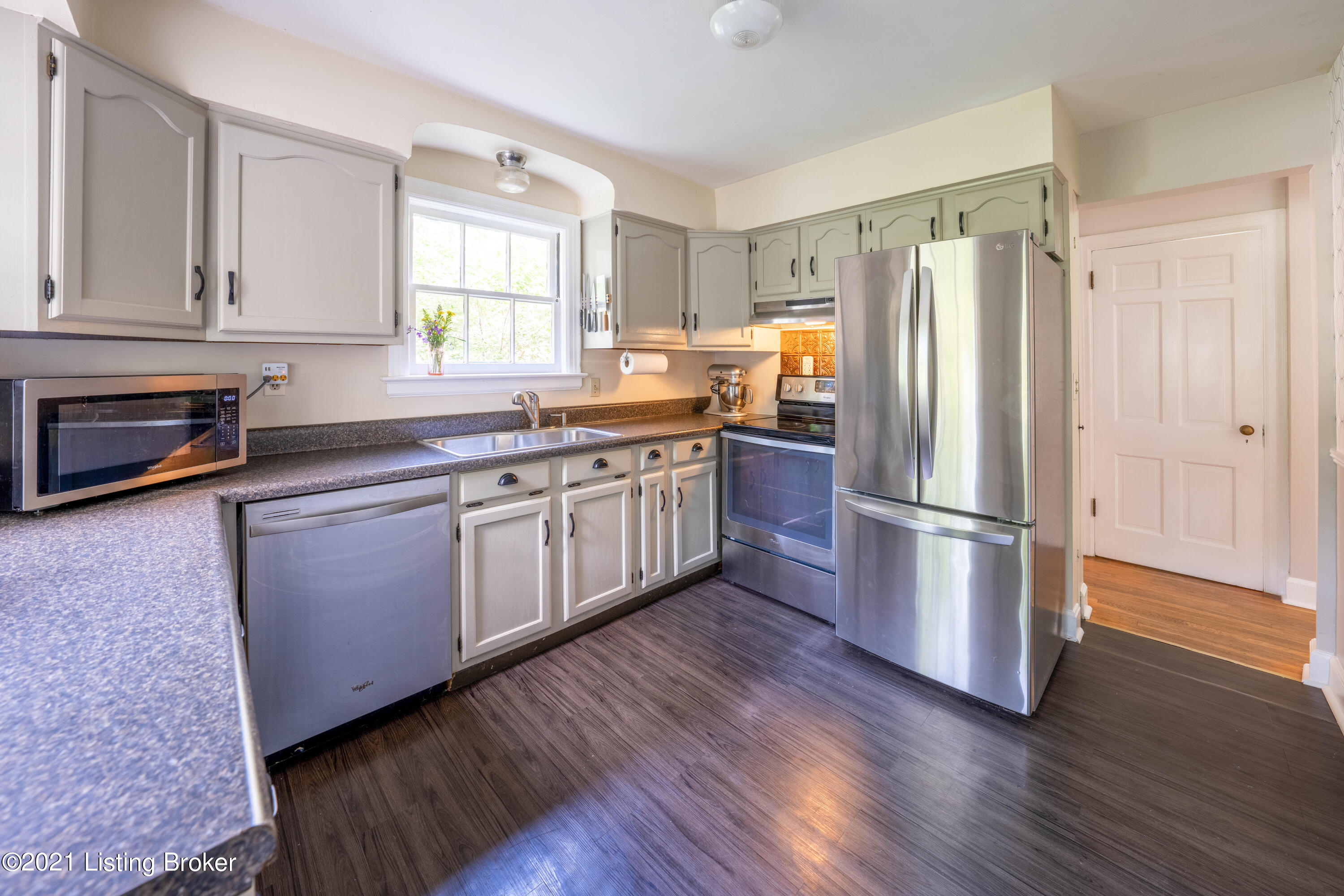 2513 Manchester Road Louisville, KY 40205 - Photo 2 of 45 2513 Manchester FLEX-15