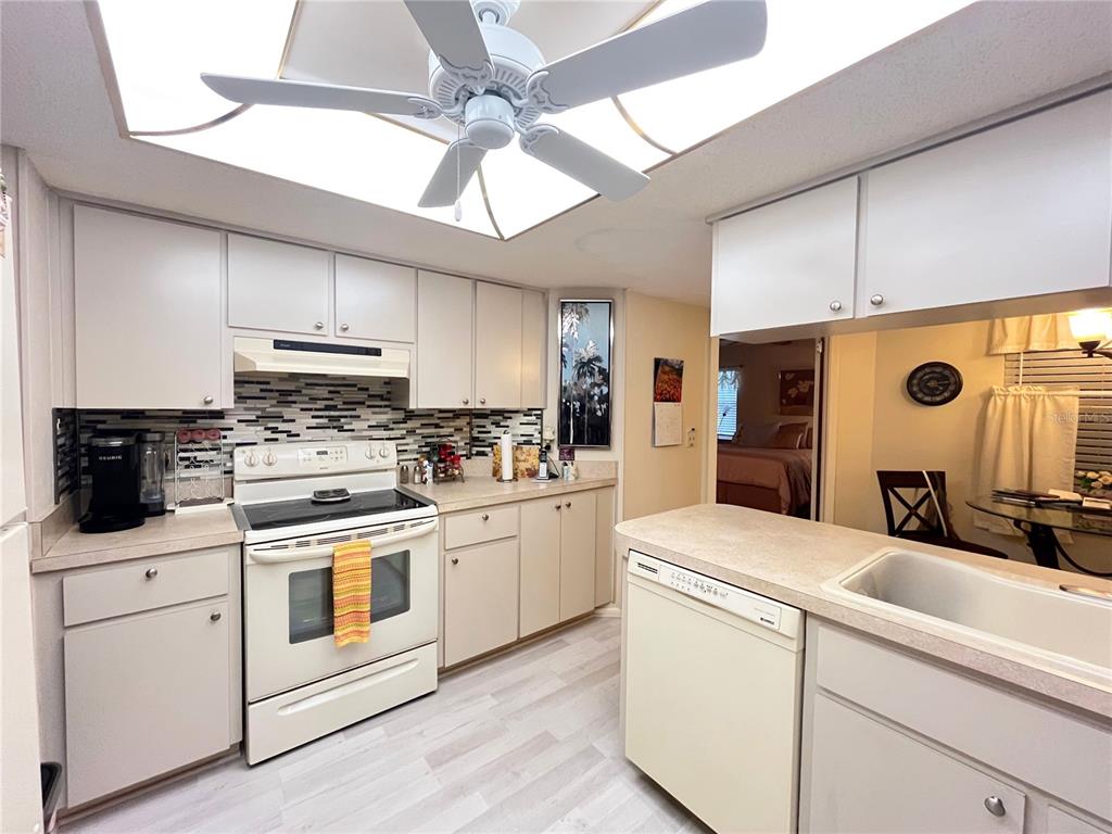 3835 Sailmaker Lane Holiday, FL 34691 - Photo 19 of 45