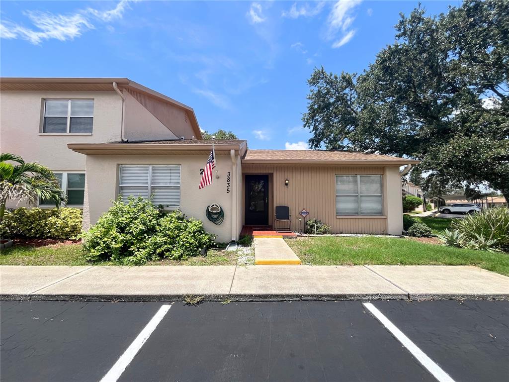 3835 Sailmaker Lane Holiday, FL 34691 - Photo 4 of 45