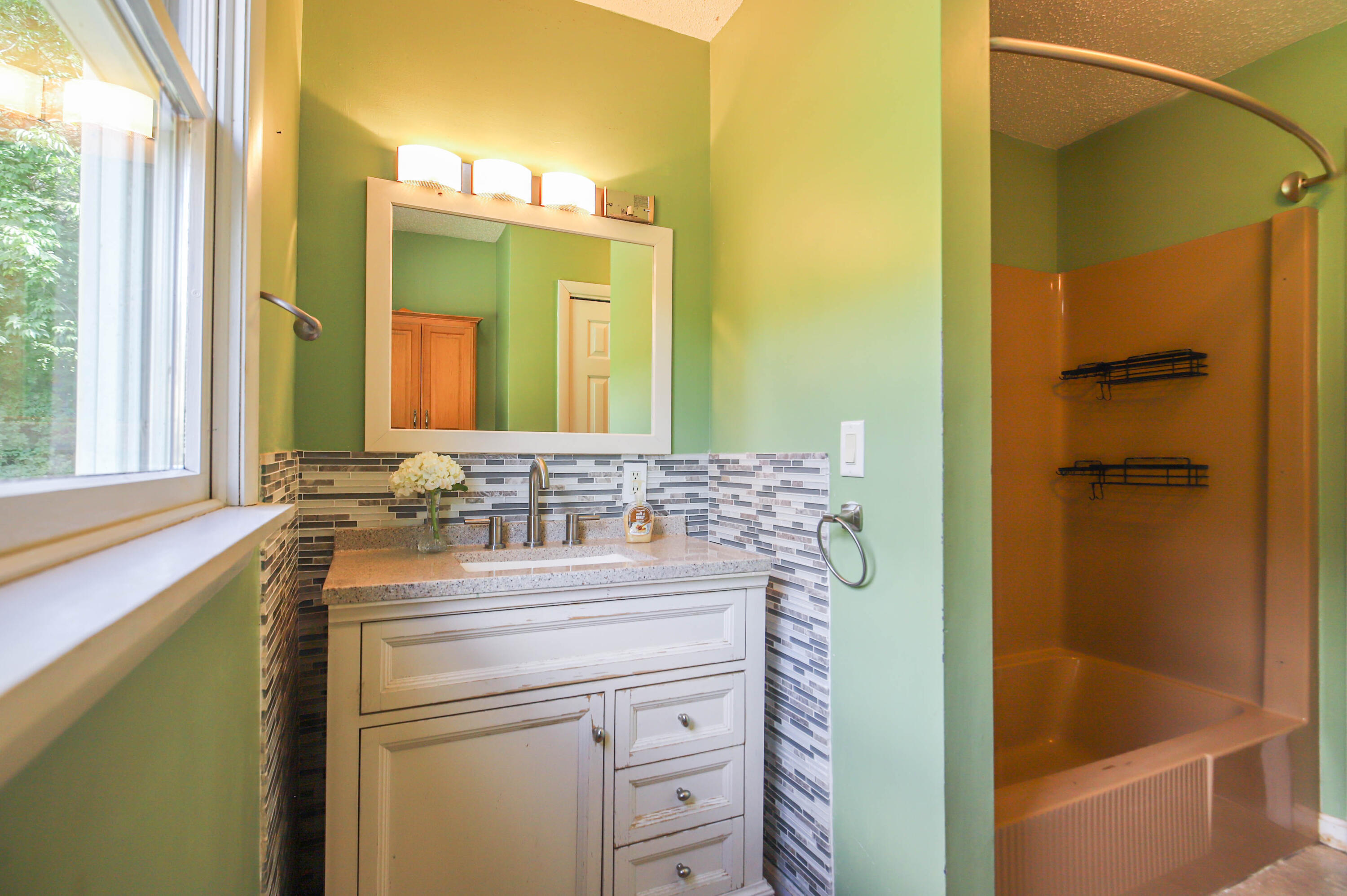 572 Powhatan Road Otisfield, ME 04270 - Photo 16 of 29 x572 Powhatan Rd Otisfield -29
