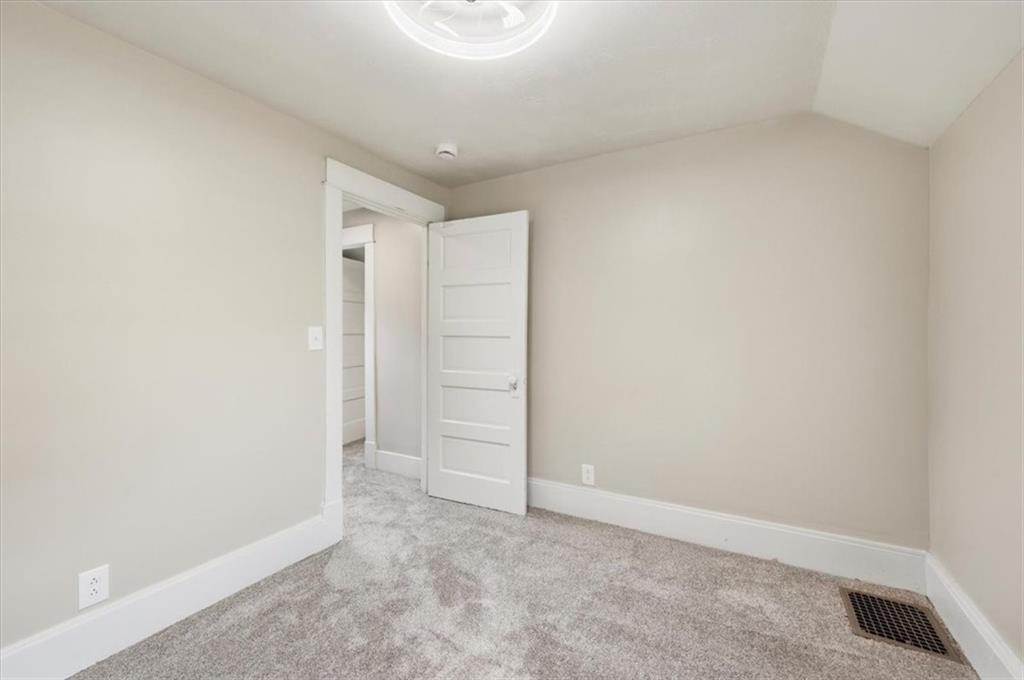 1536 Marshall Road Monaca, PA 15061 - Photo 17 of 39