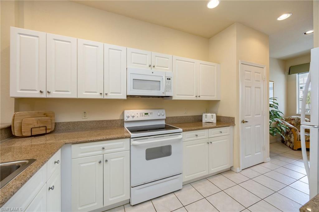 7920 Mahogany Run Lane, Unit 1024 Naples, FL 34113 - Photo 11 of 28