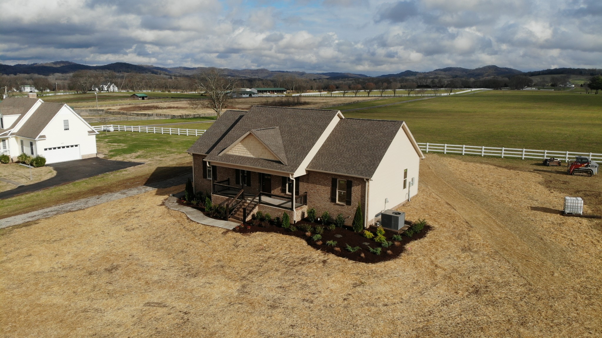 744 Rock Springs Road Castalian Springs, TN 37031 - Photo 4 of 38 Gallery Image 4