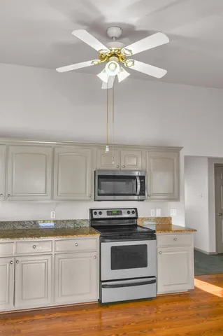 $265,000 | 720 Fallen Oak Drive, Bertram, TX 78605