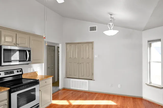 $265,000 | 720 Fallen Oak Drive, Bertram, TX 78605