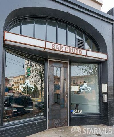 a view of a entryway front of a building