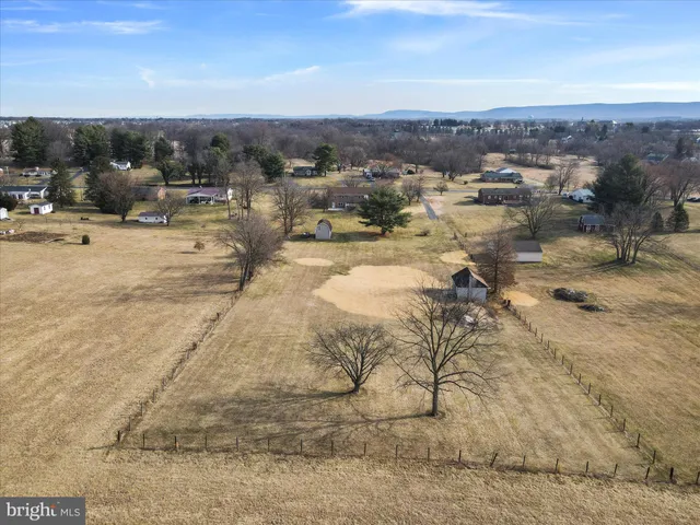 $410,000 | 18045 Lappans Road, Fairplay, MD 21733