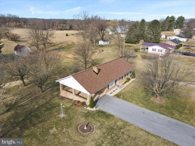 $410,000 | 18045 Lappans Road, Fairplay, MD 21733