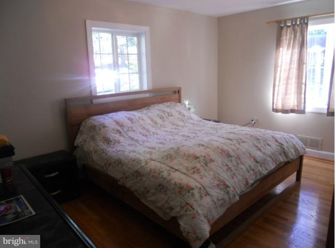 4019 Gallows Road Annandale, VA 22003 - Photo 18 of 18 Bath (Master)