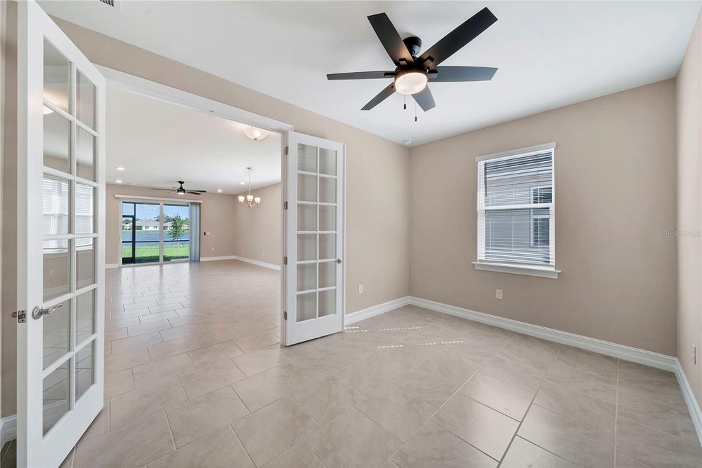 305 Ibiza Loop Venice, FL 34292 - Photo 15 of 45