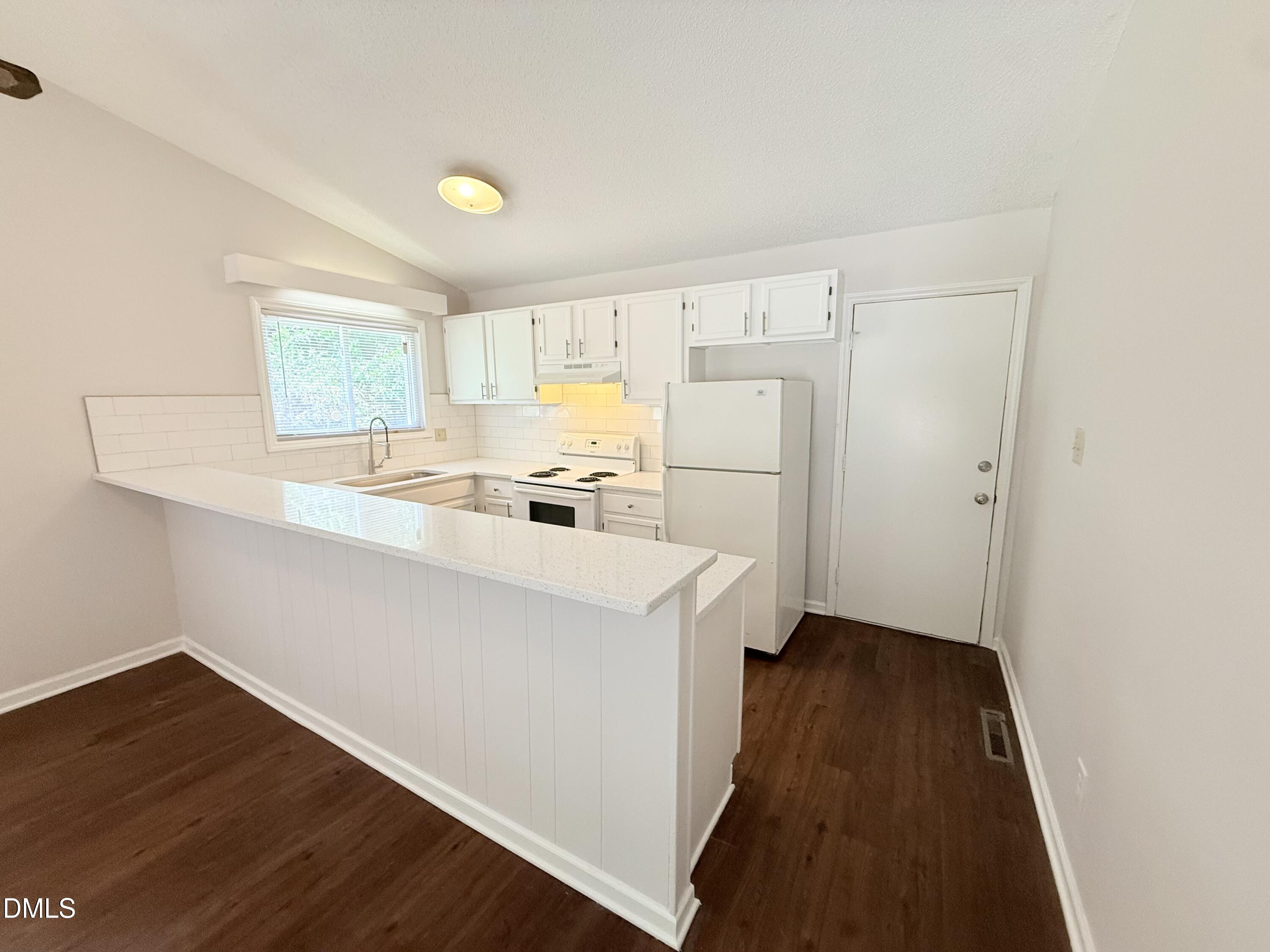 475 Cedar Lake Road, Unit A Chapel Hill, NC 27516 - Photo 3 of 12 image
