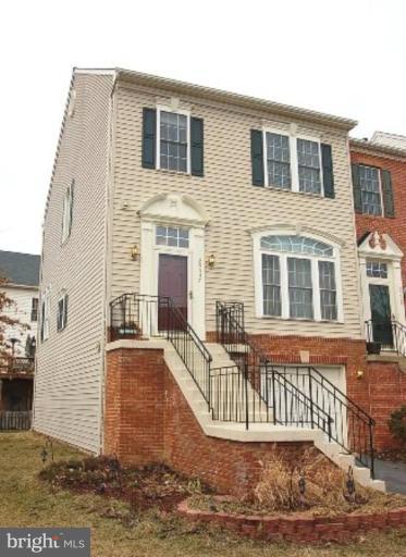 25537 Fretton Square South Riding, VA 20152 - Photo 1 of 23 Exterior (Main)