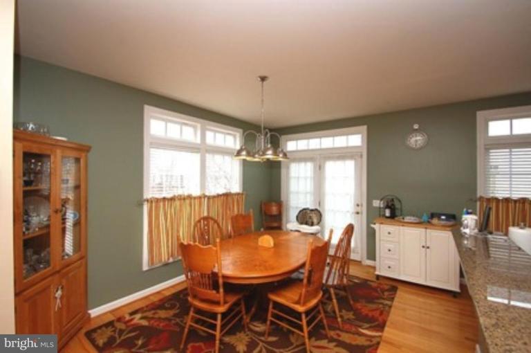 25537 Fretton Square South Riding, VA 20152 - Photo 7 of 23 Dining Room