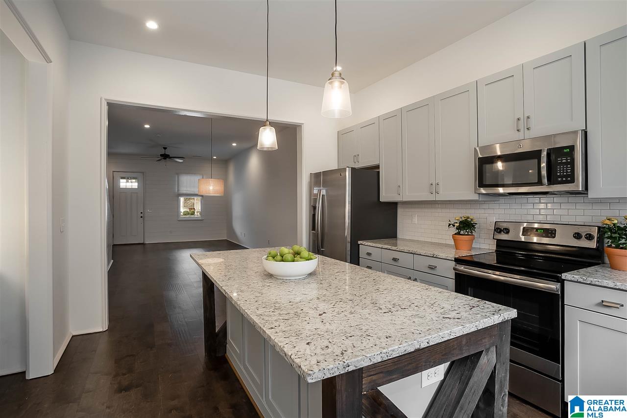 661 Rumble Avenue Birmingham, AL 35213 - Photo 8 of 25
