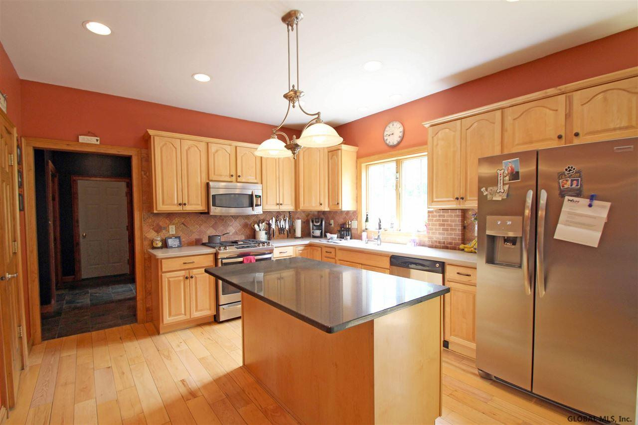1225 Gordon Road Rotterdam, NY 12306 - Photo 13 of 52 Photo 13