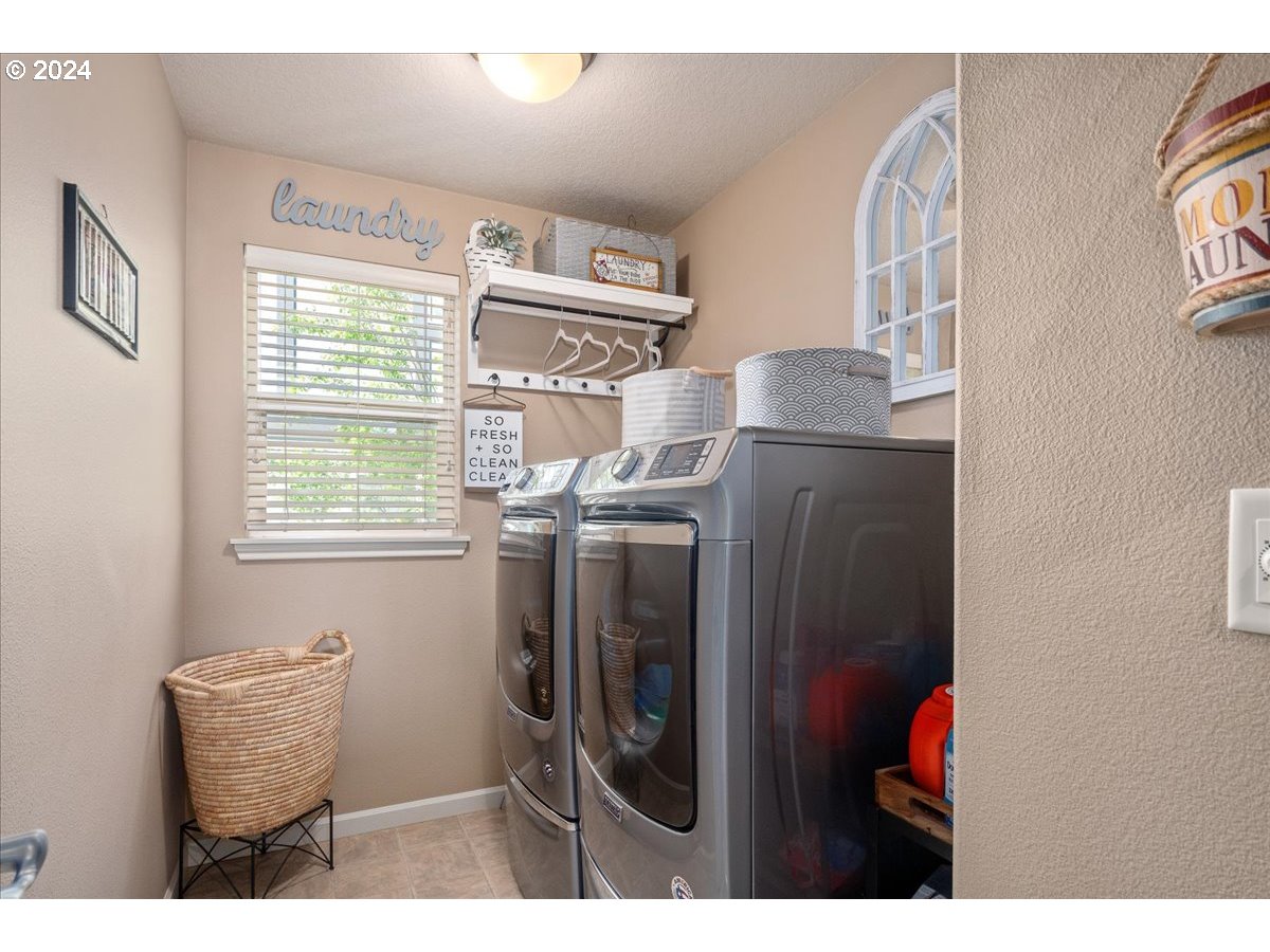 13294 Southwest Alpine View Tigard, OR 97224 - Photo 23 of 30 Gallery Image 23