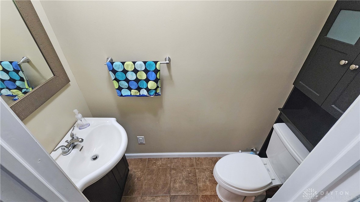 855 Quarry Road Jamestown, OH 45335 - Photo 23 of 84