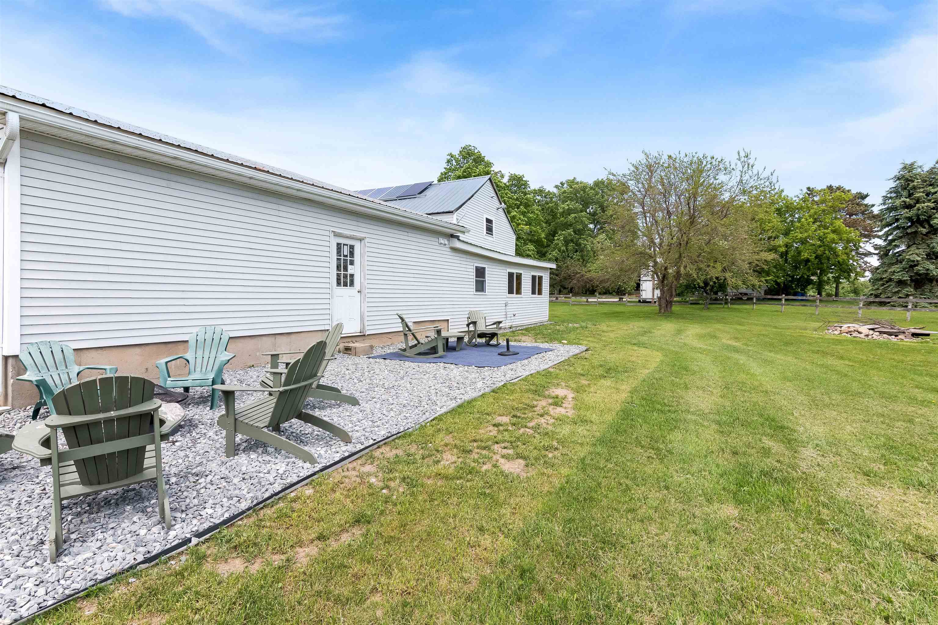 55 Lord Road Swanton, VT 05488 - Photo 4 of 40