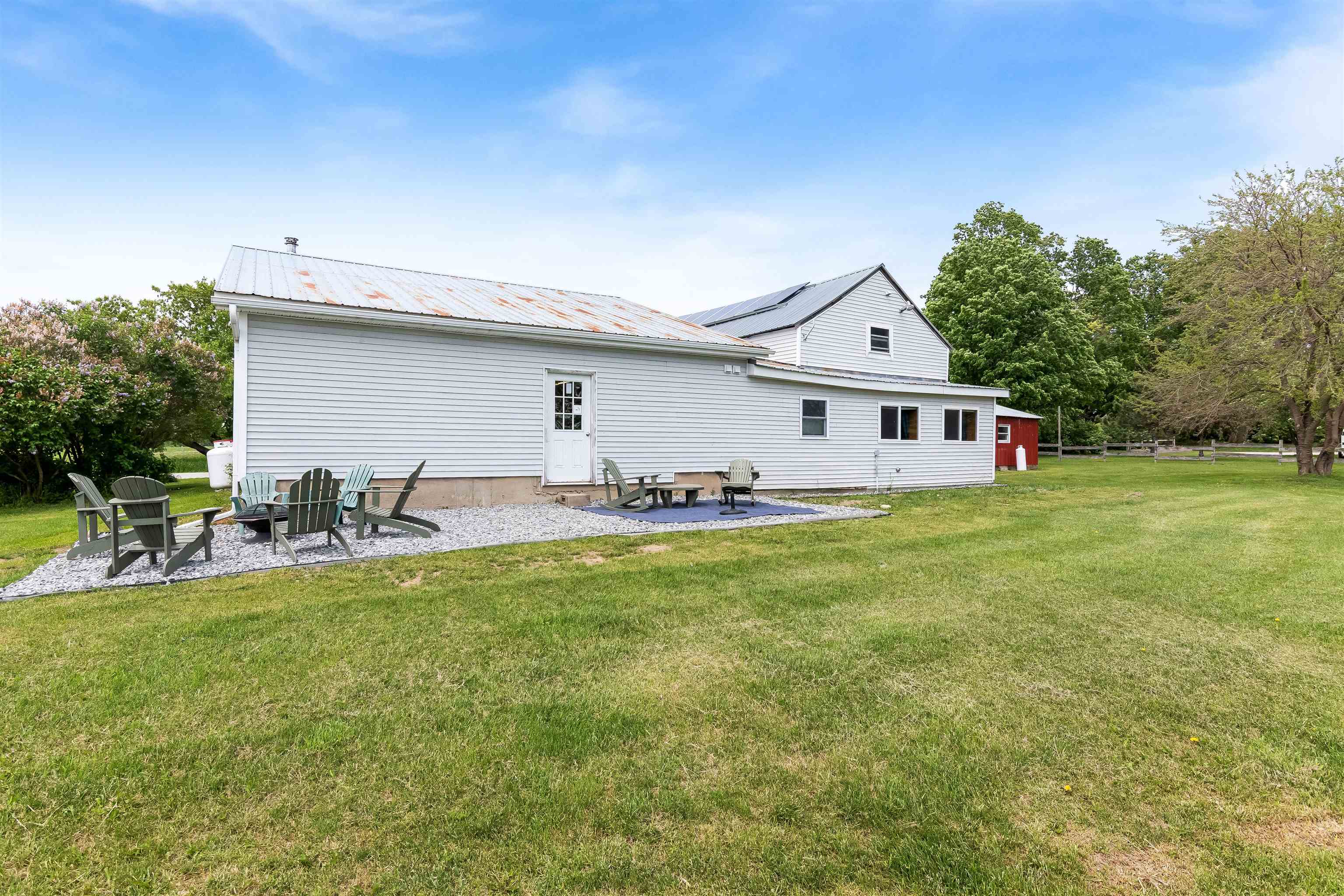 55 Lord Road Swanton, VT 05488 - Photo 5 of 40