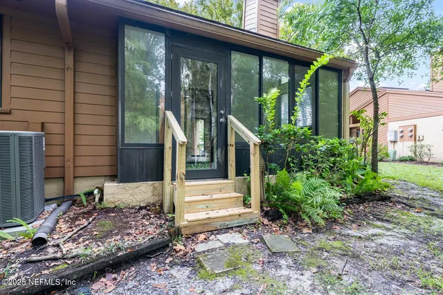 $185,000 | 85 Debarry Avenue, Unit 3021, Orange Park, FL 32073