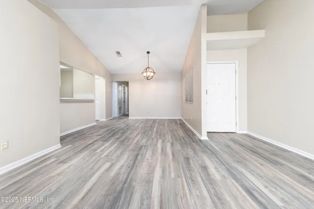 $185,000 | 85 Debarry Avenue, Unit 3021, Orange Park, FL 32073