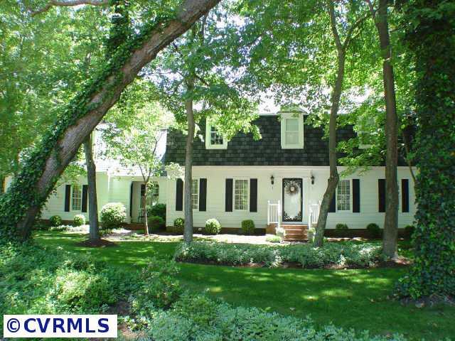 2011 Chepstow Court Midlothian, VA 23113 - Photo 1 of 10 Exterior Front - Charming Cottage style colonial on beautiful cul-de-sac lot