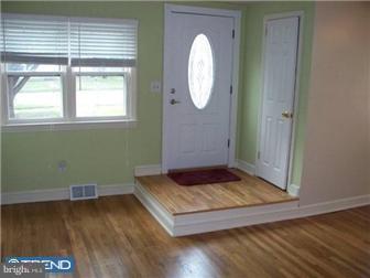 26 Robert Road New Castle, DE 19720 - Photo 2 of 7 Gallery Image 2