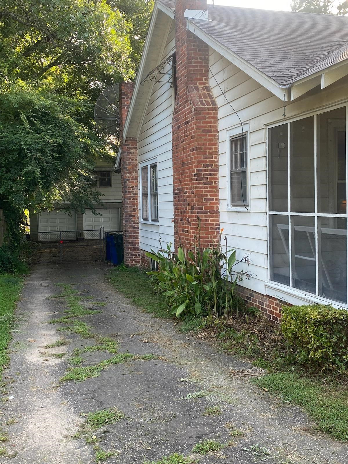 225 Grand Avenue Raleigh, NC 27606 - Photo 3 of 5 Photo 3