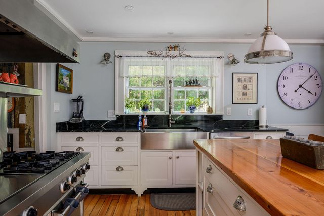 $1,150,000 | 3074 Main Street, Barnstable, MA 02630