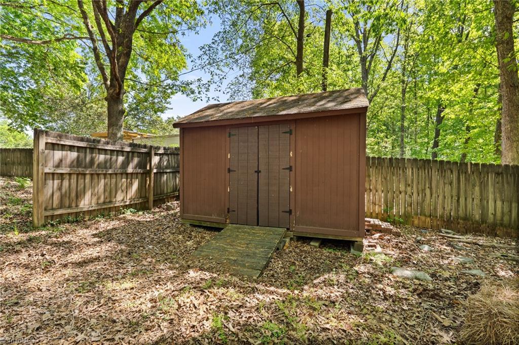 2216 Whites Mill Road High Point, NC 27265 - Photo 28 of 33 Gallery Image 28
