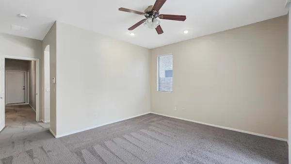 $1,800 | 13395 South 176th Lane, Goodyear, AZ 85338