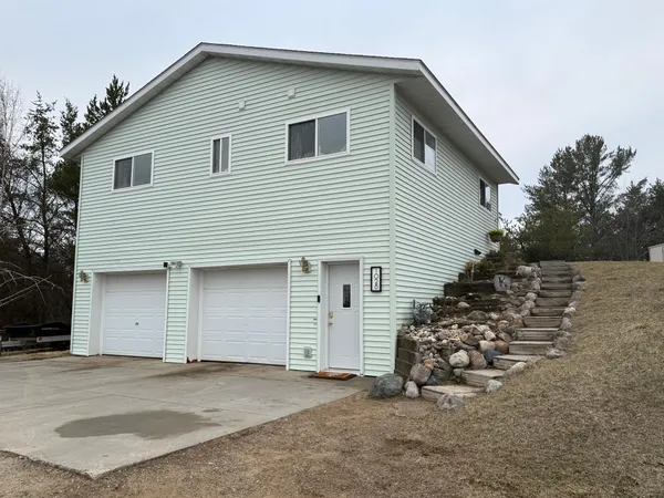 $296,800 | 1028 Woodward Drive Southwest, Bemidji, MN 56601