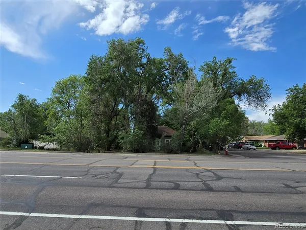 $229,000 | 339 17th Avenue, Longmont, CO 80501