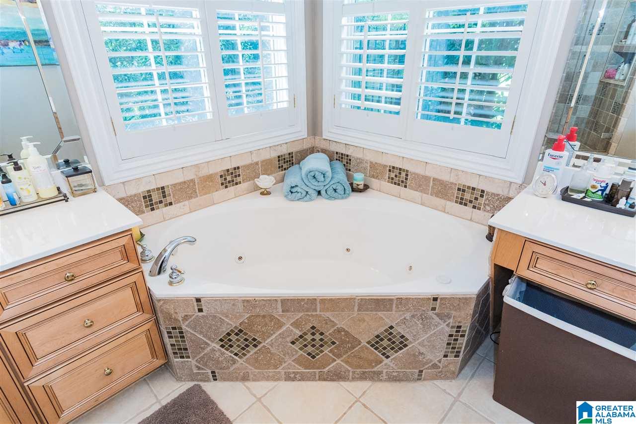 5817 Waterstone Point Birmingham, AL 35244 - Photo 24 of 44