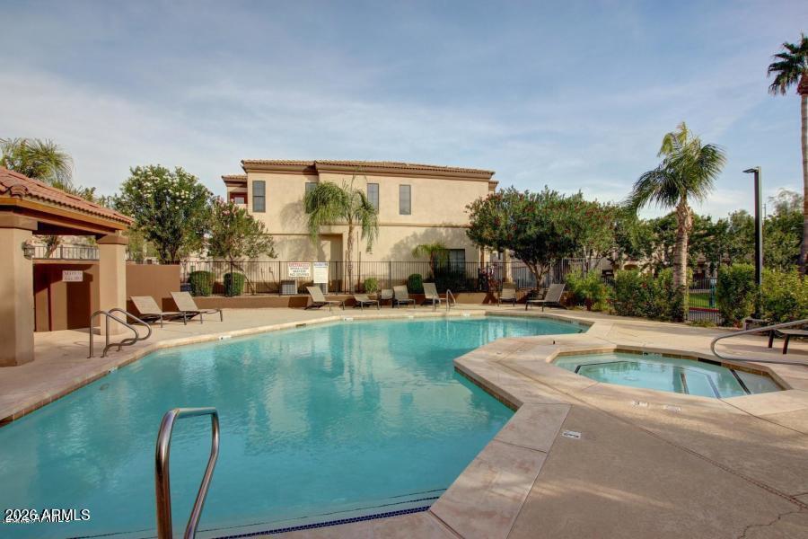3150 East Beardsley Road, Unit 1006 Phoenix, AZ 85050 - Photo 4 of 17 20180918063003657819000000-o