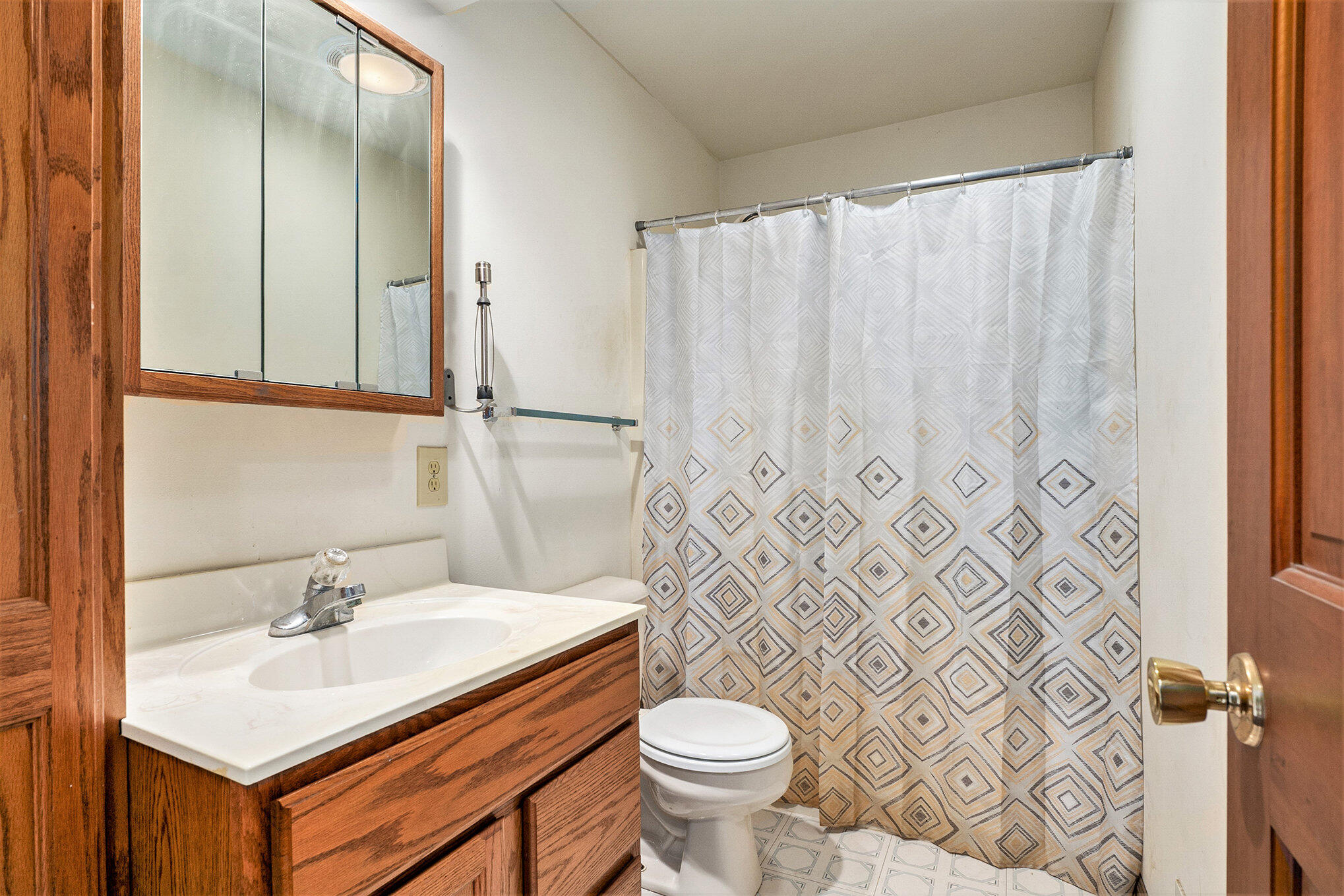 695 South Elba Road Lapeer, MI 48446 - Photo 15 of 34 017_dsc01694