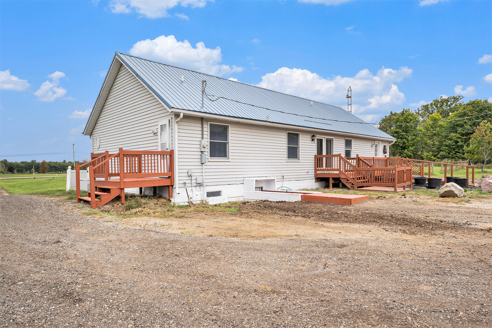 695 South Elba Road Lapeer, MI 48446 - Photo 30 of 34 031_dsc01683