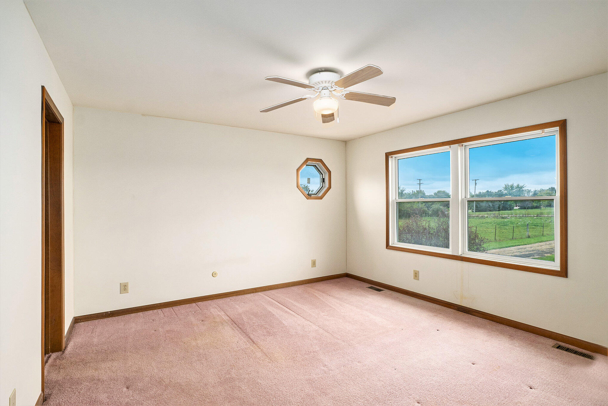 695 South Elba Road Lapeer, MI 48446 - Photo 6 of 34 008_dsc01711