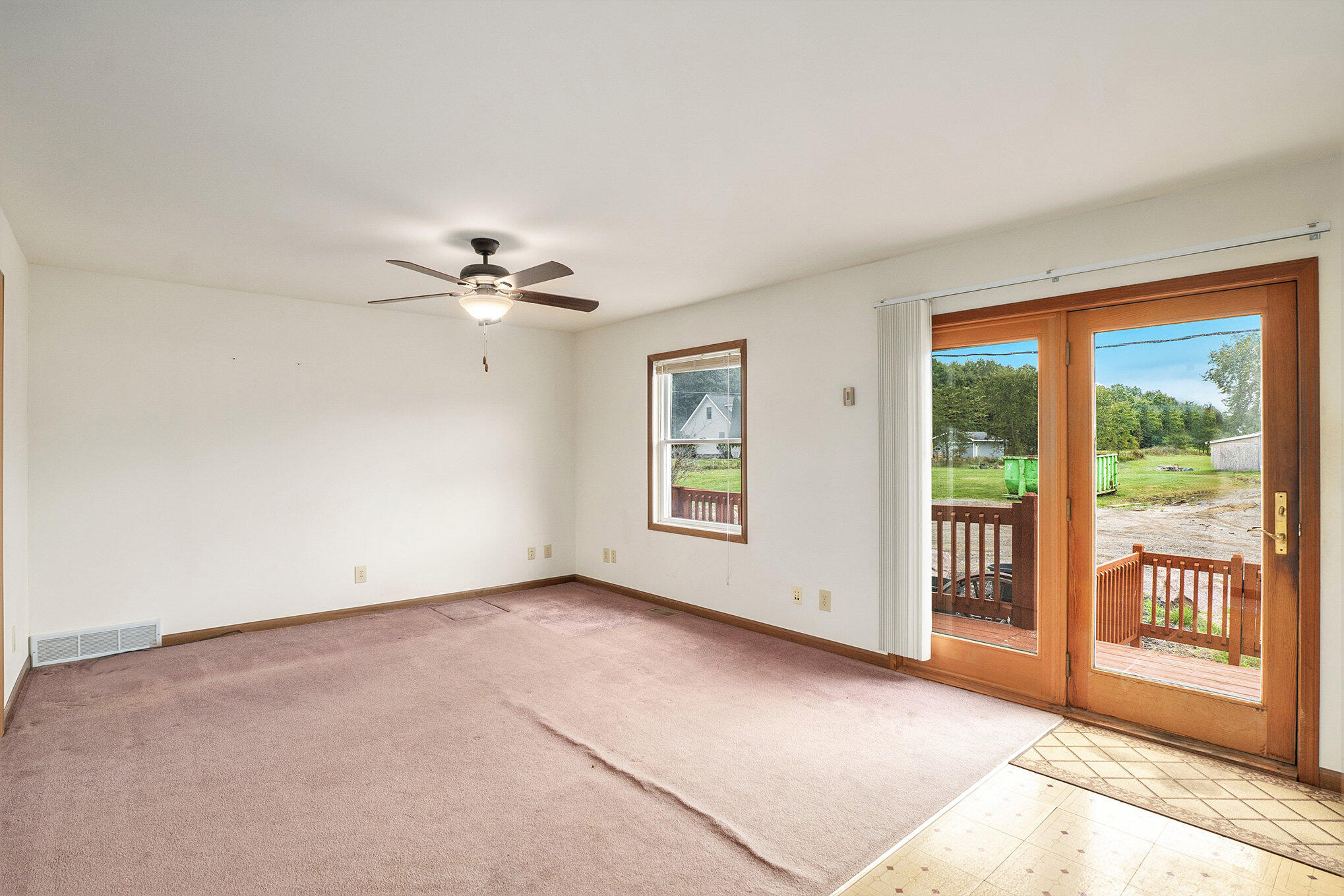 695 South Elba Road Lapeer, MI 48446 - Photo 8 of 34 010_dsc01719