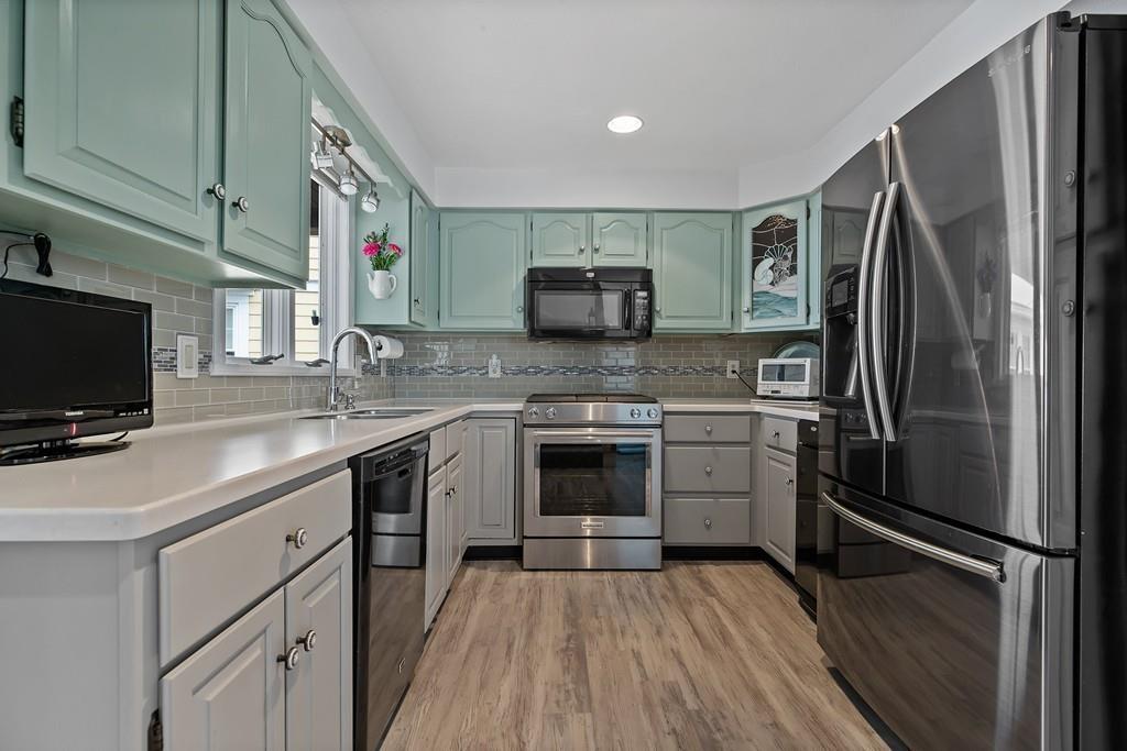 6 Rebecca Road Scituate, MA 02066 - Photo 11 of 30