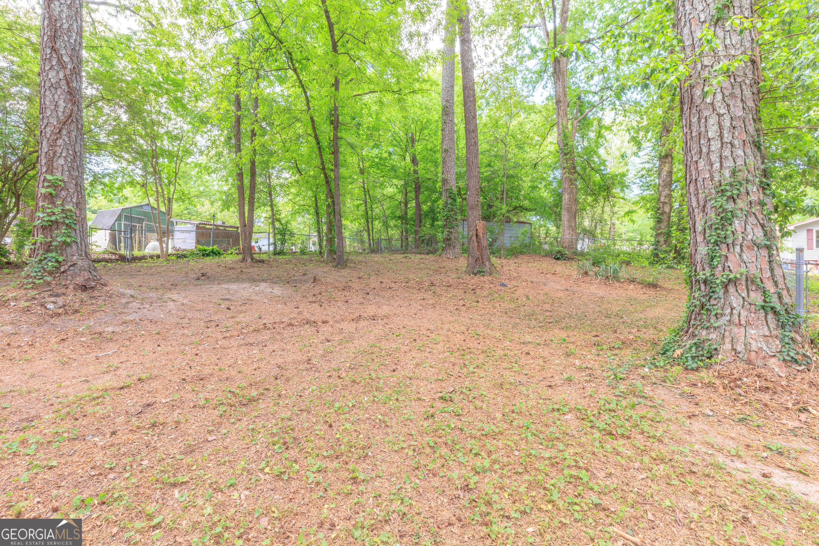 1068 Beaverdale Road Northeast Dalton, GA 30721 - Photo 10 of 27