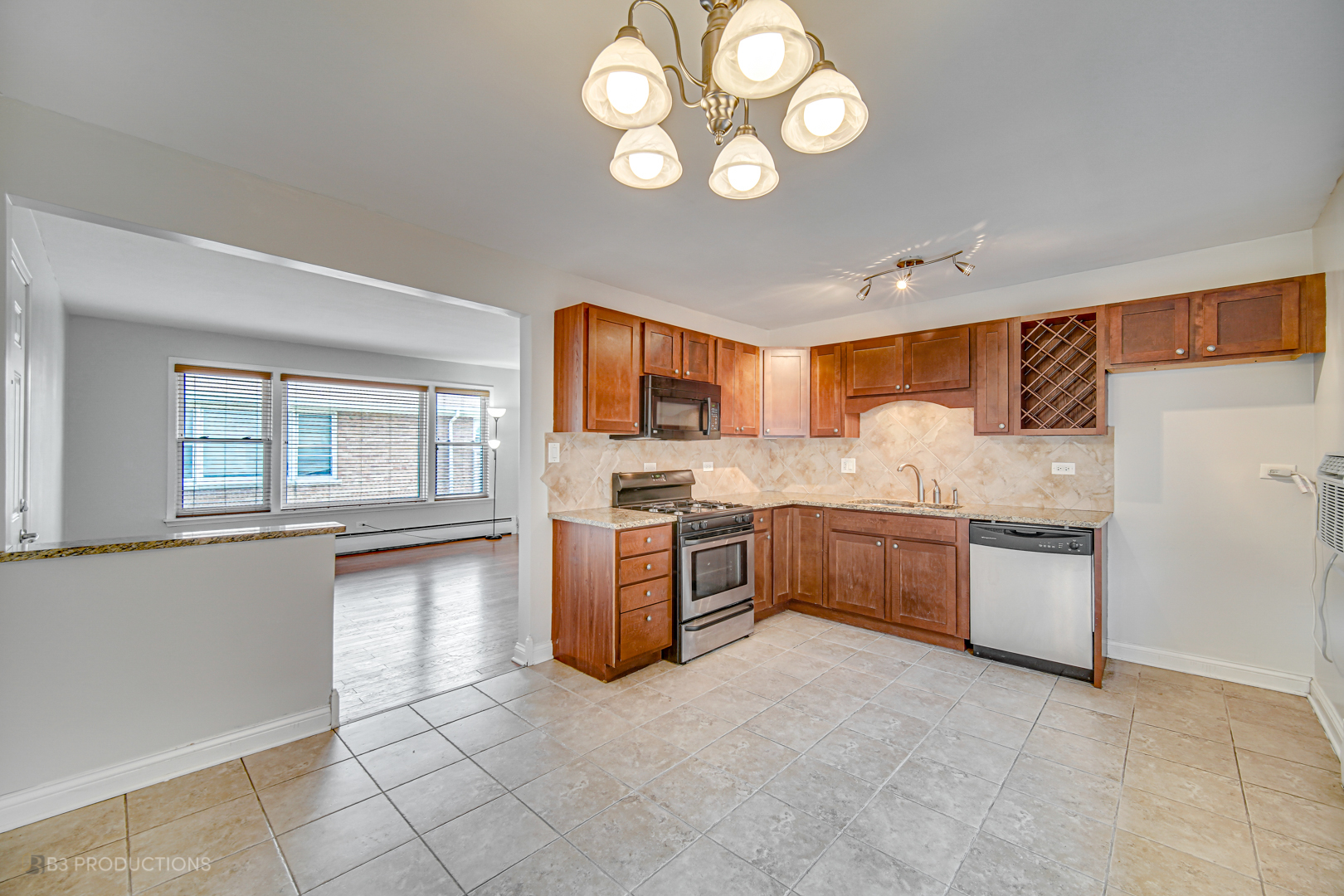 2322 South 17th Avenue, Unit 3 North Riverside, IL 60546 - Photo 7 of 15