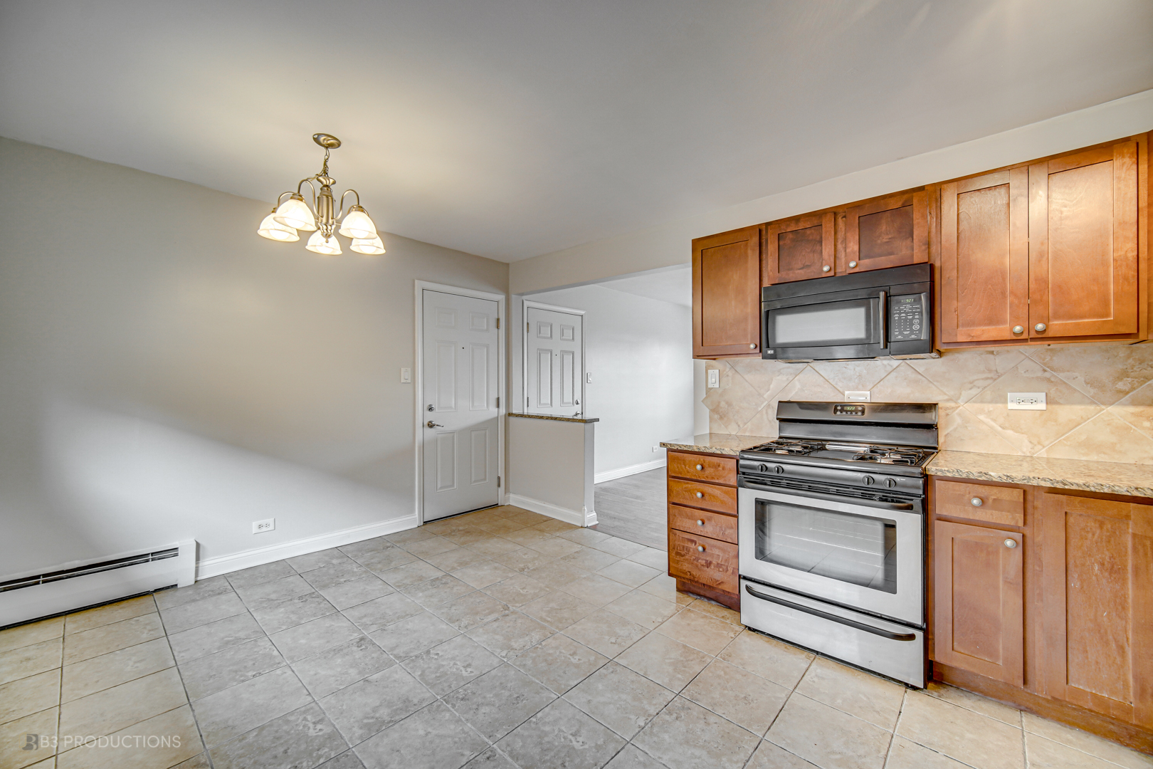 2322 South 17th Avenue, Unit 3 North Riverside, IL 60546 - Photo 8 of 15