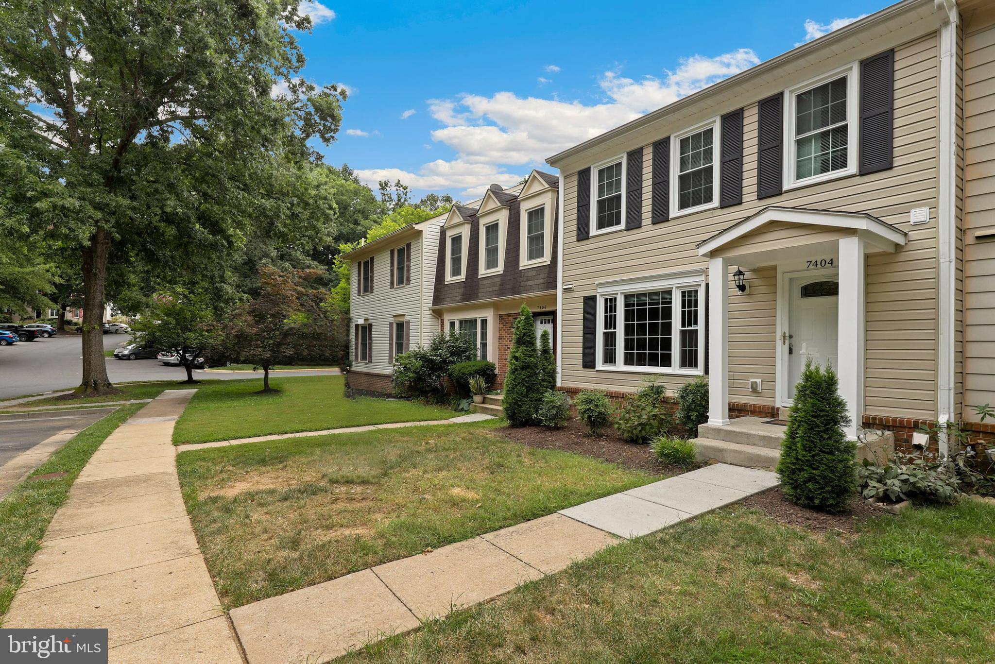 7404 Spring Tree Drive Springfield, VA 22153 - Photo 2 of 31 Gallery Image 2