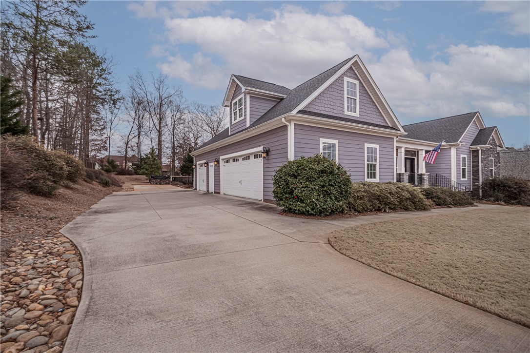 23 Firelight Lane Easley, SC 29642 - Photo 4 of 50