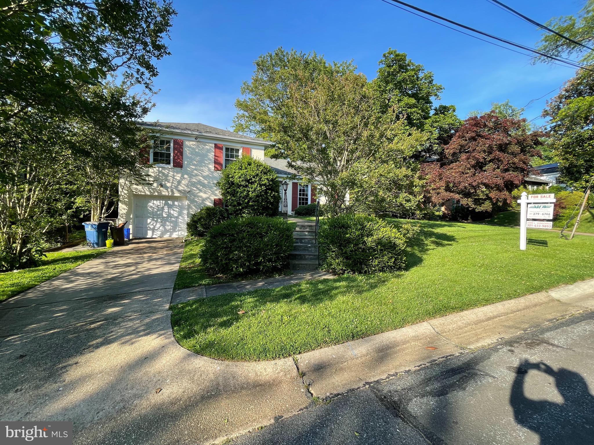 5010 Westport Road Chevy Chase, MD 20815 - Photo 2 of 39 Front View