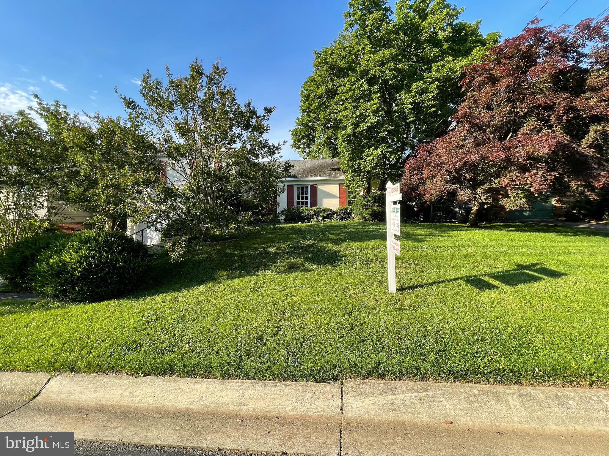 5010 Westport Road Chevy Chase, MD 20815 - Photo 3 of 39 Front View